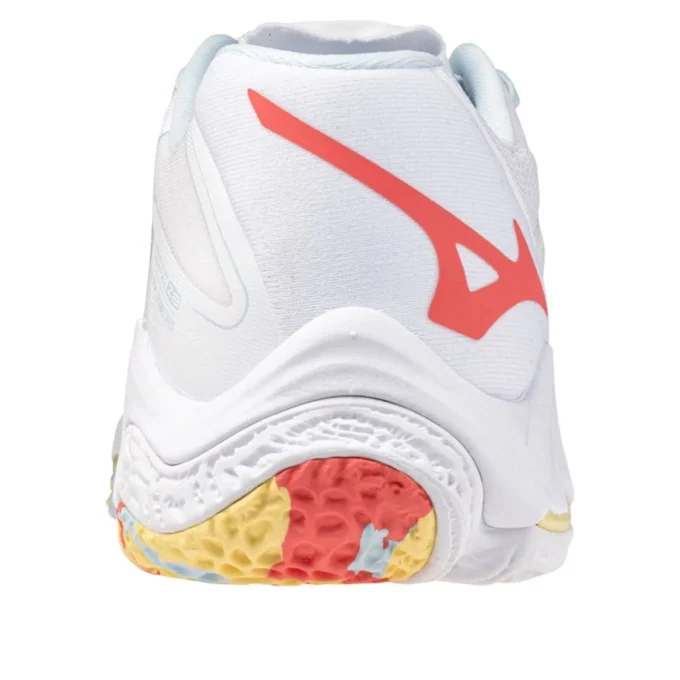 Mizuno Wave Lightning Z8 &laquo;White Calypso Coral&raquo;