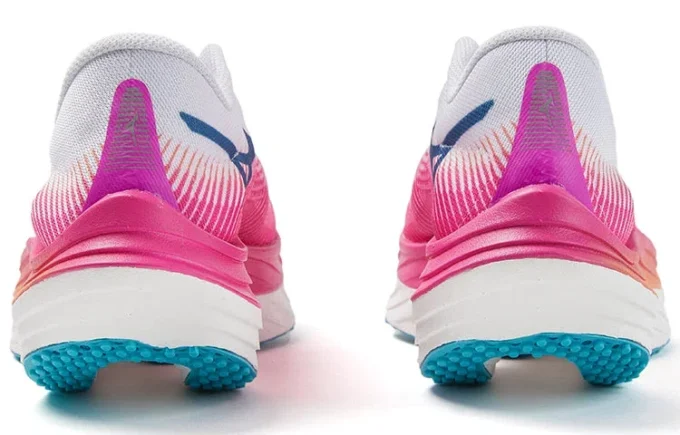Mizuno WAVE REBELLION PRO &laquo;White&raquo;