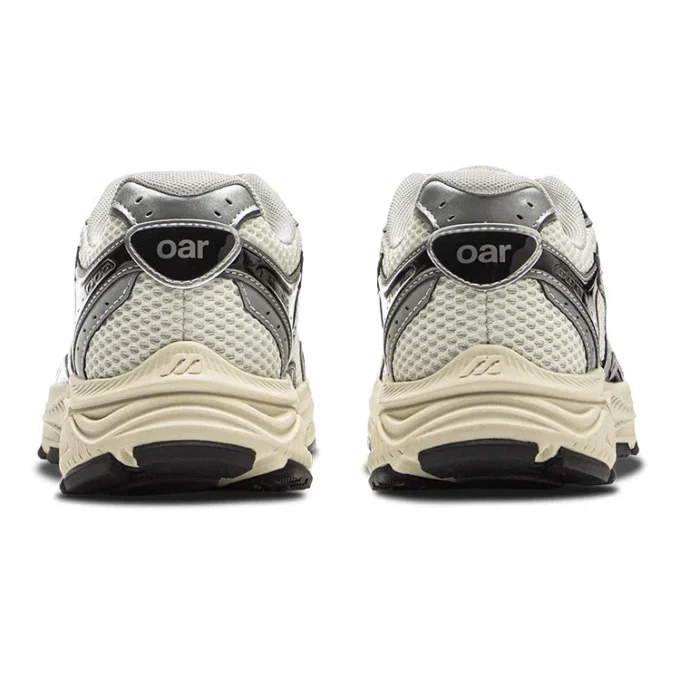 Mizuno x Oarism Racer S &laquo;Cream White Silver&raquo;