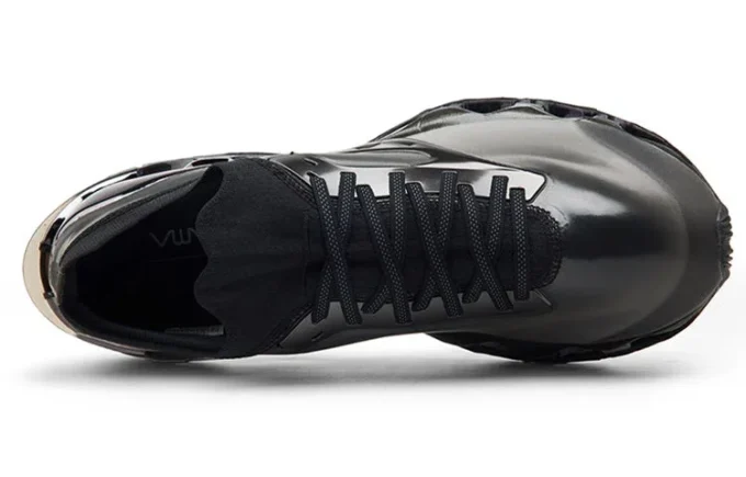 Mizuno x Sorayama Wave Prophecy &laquo;Black&raquo;