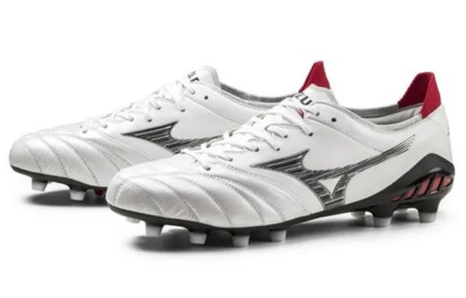 Morelia Neo 3 &laquo;B Japan – White Black&raquo;