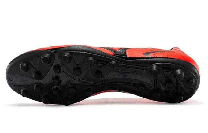 Morelia Neo II &laquo;Red Black&raquo;