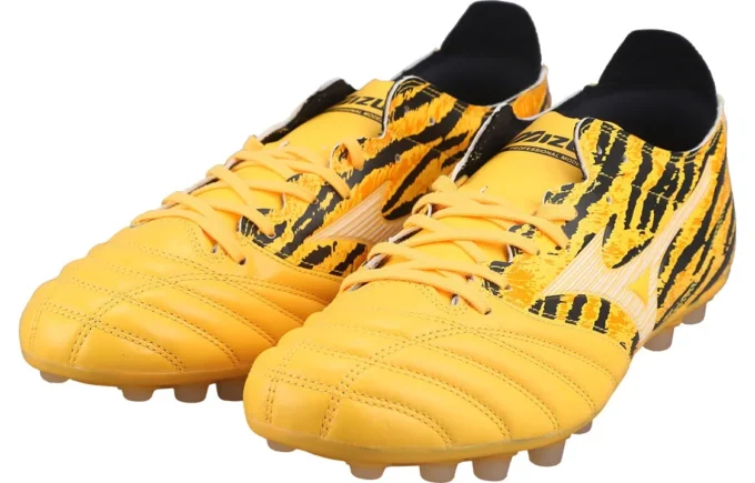 Morelia Neo III Pro AG &laquo;Yellow Black&raquo;