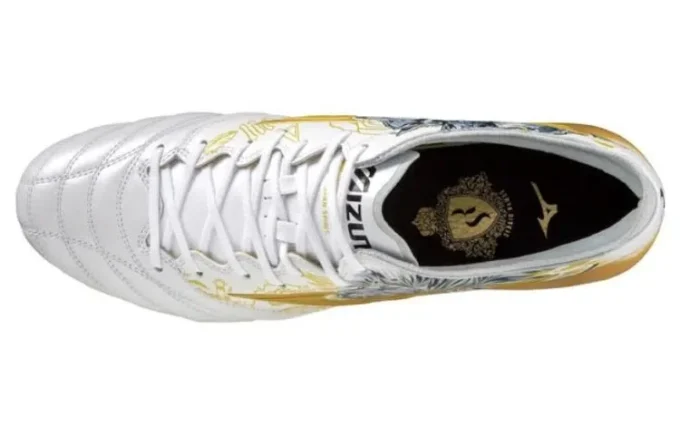 Morelia Neo III SR4 Japan Boots &laquo;White Gold&raquo;