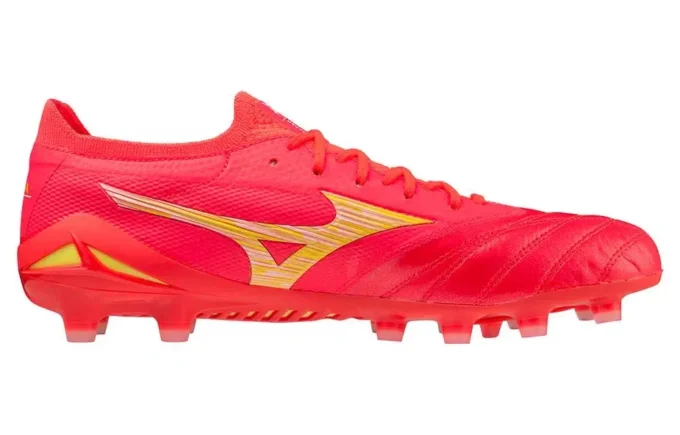 Morelia Neo IV Beta Japan &laquo;Red Gold&raquo;