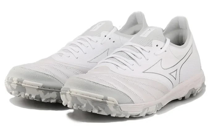 Morelia Neo Sala Beta TF &laquo;White&raquo;