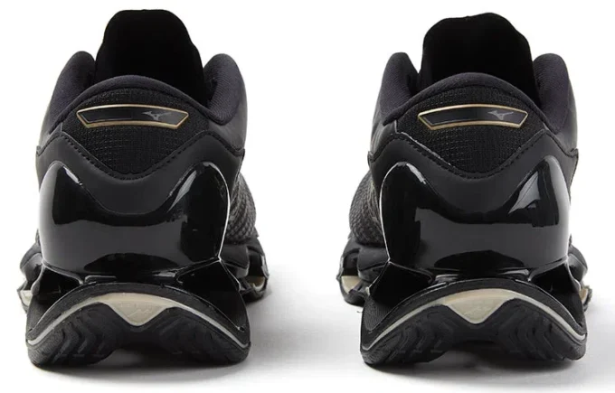 Wave Prophecy 12 &laquo;Black Gold&raquo;