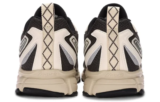 Wave Rider 10 &laquo;Bamboo White&raquo;