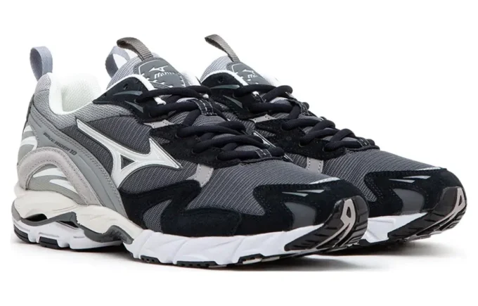 Wave Rider 10 &laquo;Dark Shadow&raquo;