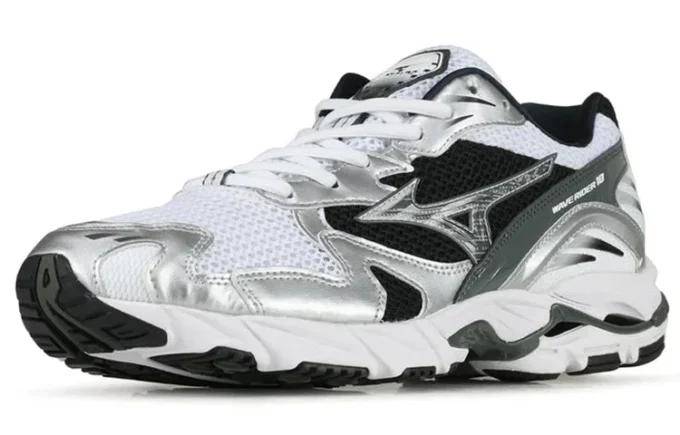Wave Rider 10 &laquo;White Black Silver&raquo;